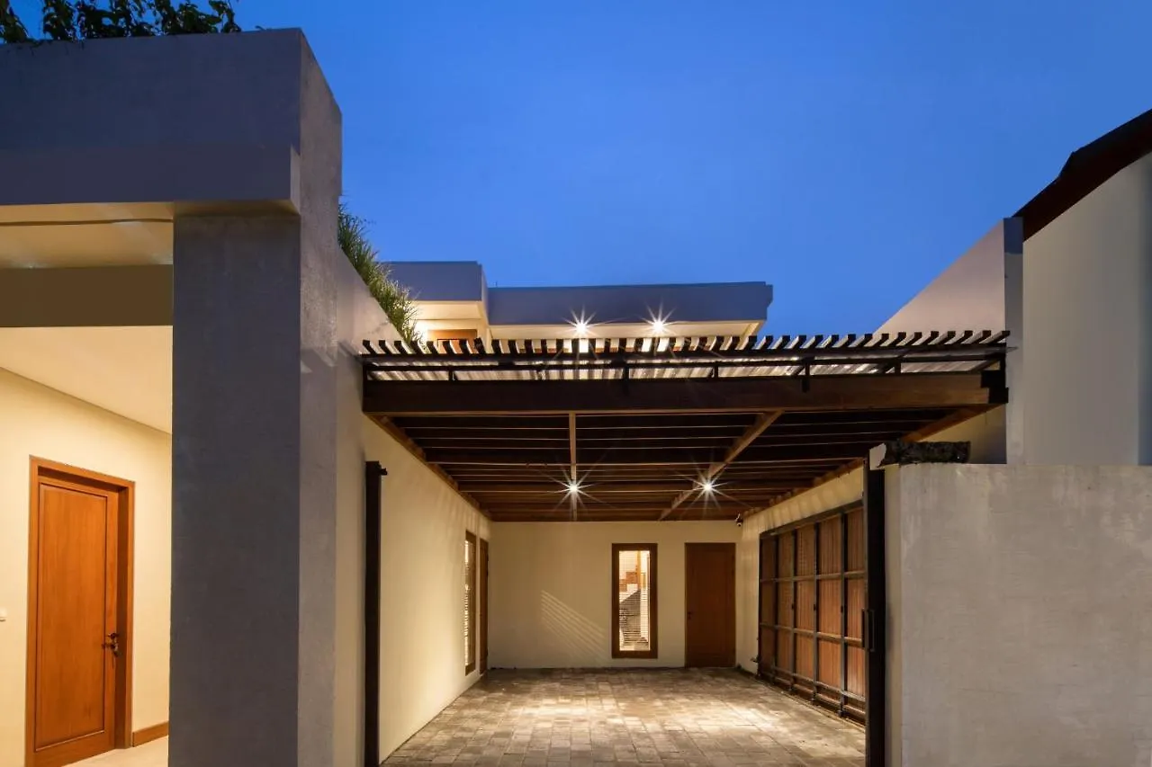 Kolila Villa Seminyak By Ini Vie Hospitality Canggu 0*,  Indonésie